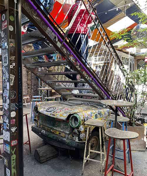 ruin pubs budapest
