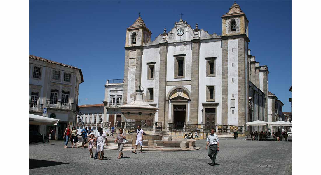 what to do in evora